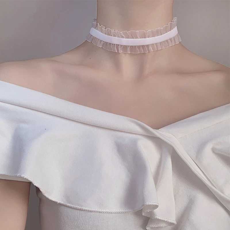 Sweet New Wavy Flower White Lace Imitation Pearl Pendant Clavicle Chain Choker Necklace for Women Wedding JewelryX240918