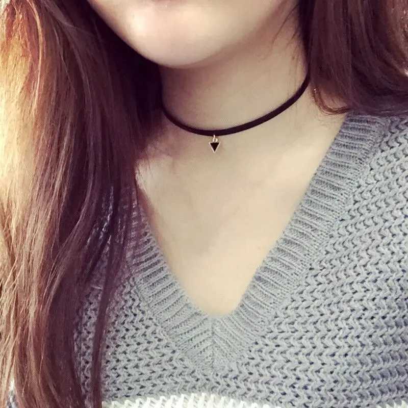 Goth Black Velvet Choker Necklaces Gothic Style Rope Women Neck Decoration Chocker Jewelry on Girl Neck AccessoriesX240918 - view 7