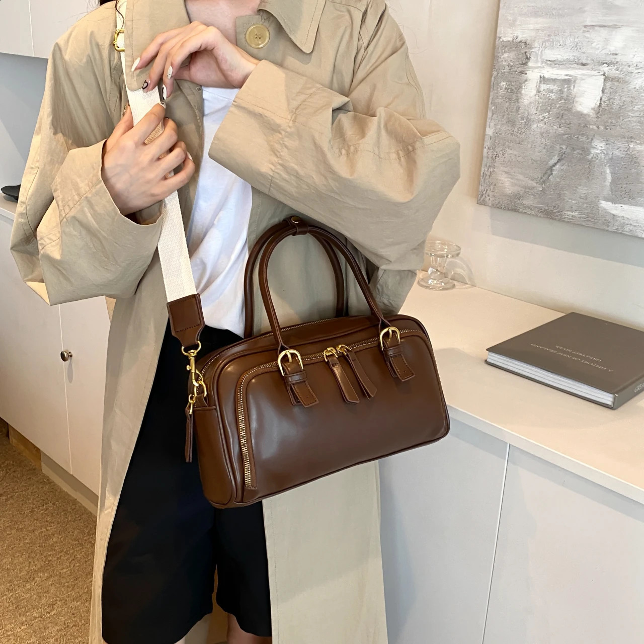 Retro Handbag Simple Commuting Womens Bag 2024 Korean Style Casual Large Capacity Shoulder Crossbody Bowling Bolsos 240914ZYl