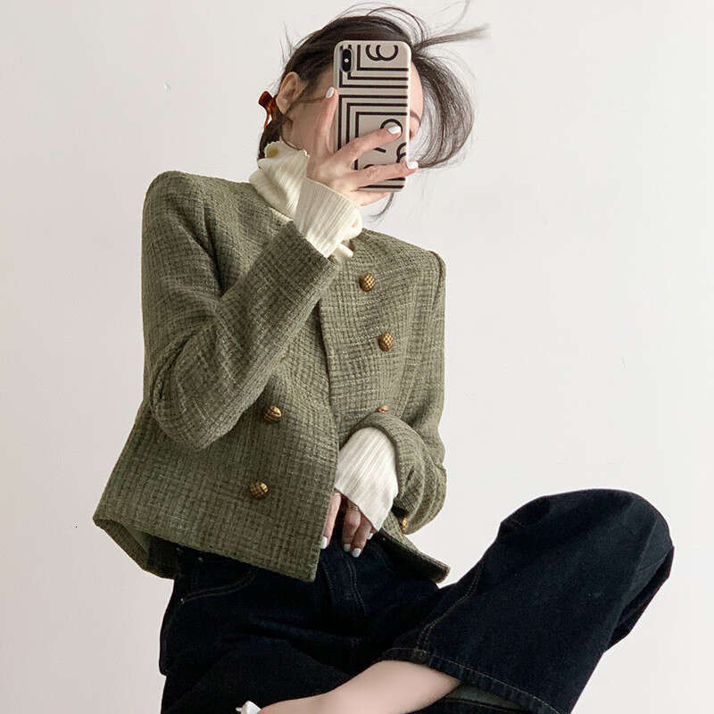 Xiaoxiangfeng coarse tweed jacket small stature autumn outfit 2024 new French short top