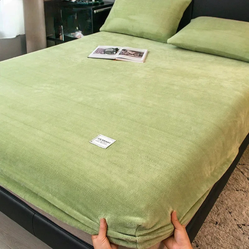 Sheet Winter bamboo fiber thick velvet bedding elastic bedding fluffy coral velvet bedding 240918