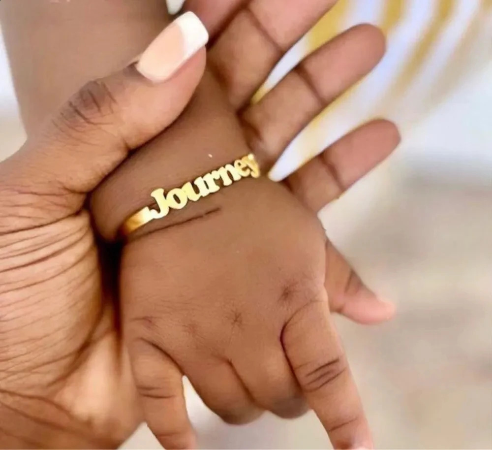 Custom Cute Baby Child Name Bangles Hand Jewelry Stainless Steel Gold Color Nameplate Cuff Bangles Gifts For Kids 240914