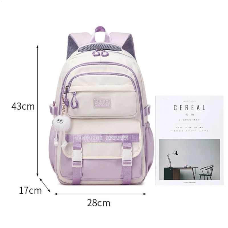 High school girls backpack fashionable New large capacity travel black and white lightweight university student 240913