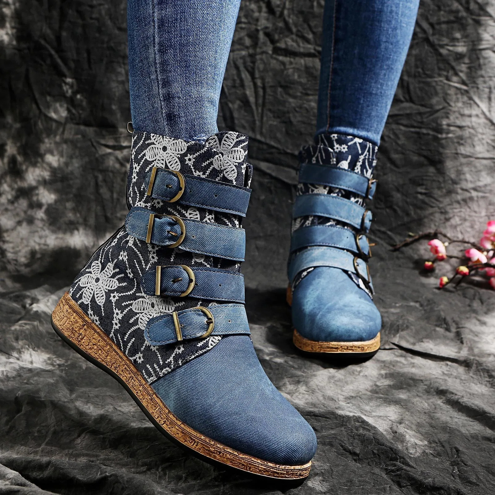 Womens Cowboy Boots Retro Printed Metal Buckle Soft Bottom Zipper Ankle Boots Womens Shoes Fashionable and Comfortable Botines Mujer 240914
