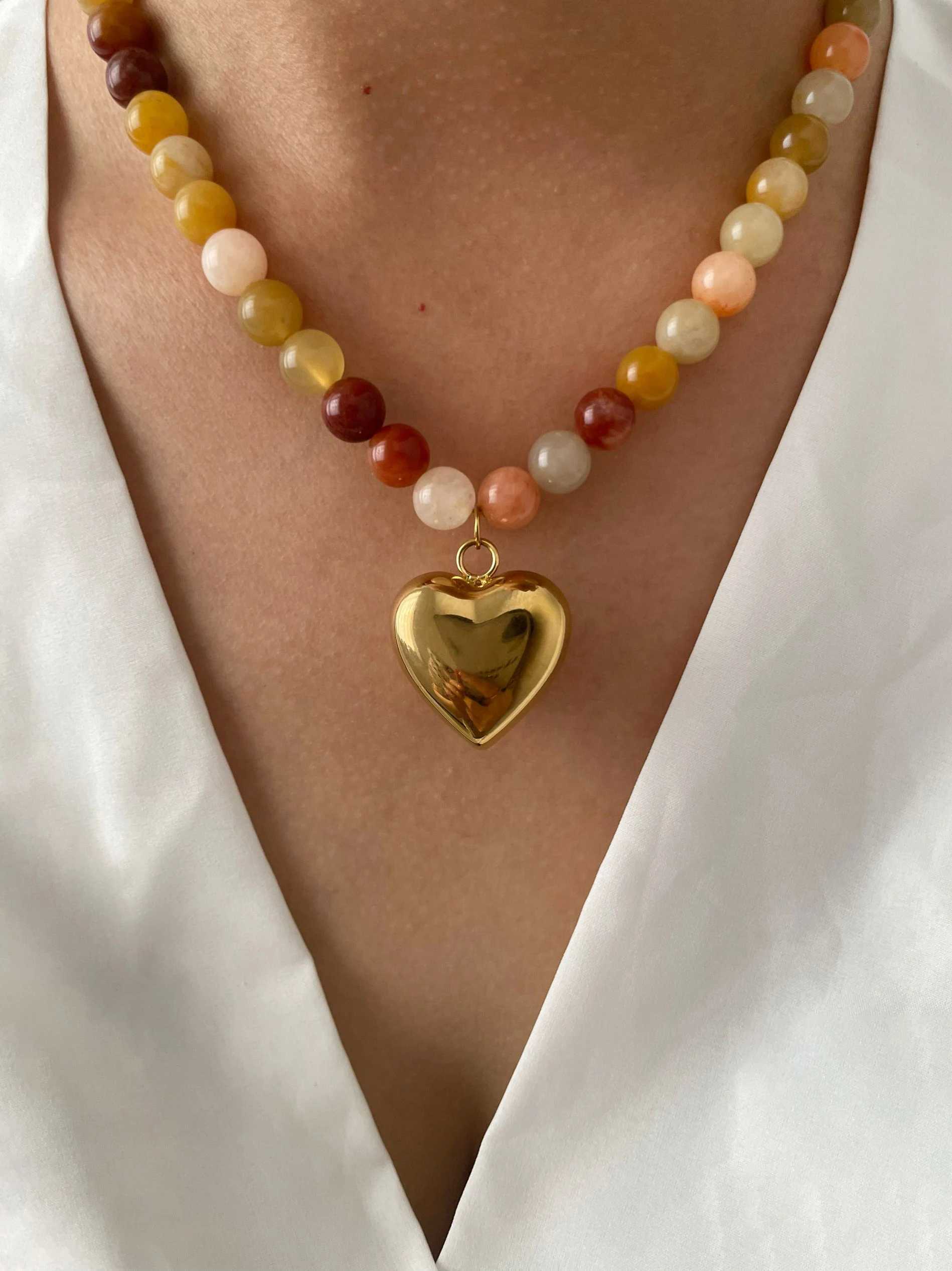 Perisbox Bohemian Multi Color Natural Stone Handmade Bead Chain Waterproof Fashion Gold Plated Heart Pendant Necklace W240918