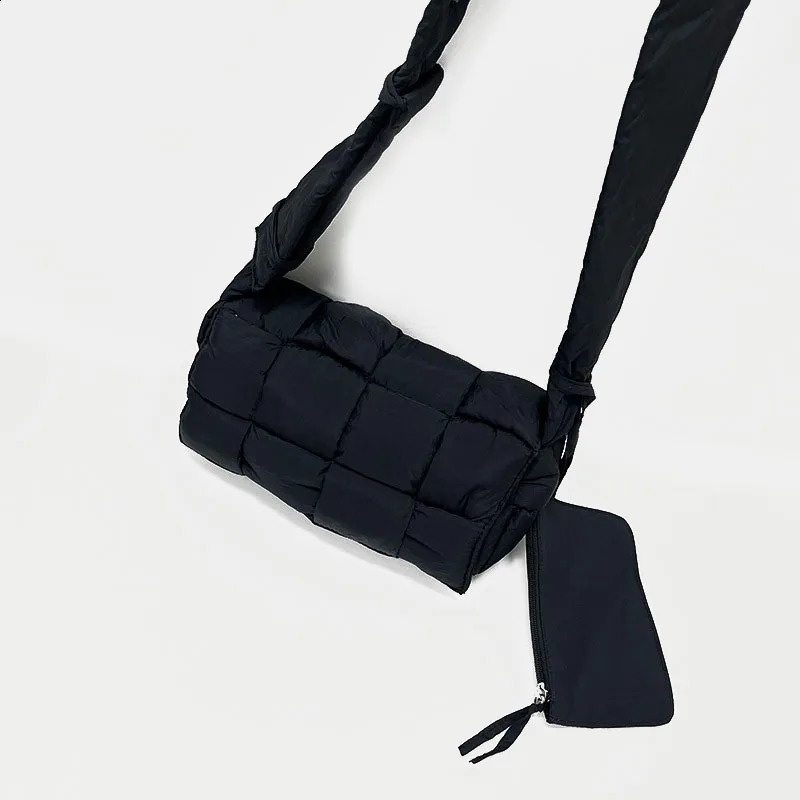 autumn and winter mens shoulder cross bag sling handbag side bag free delivery sponge woven style Leisure version 240918