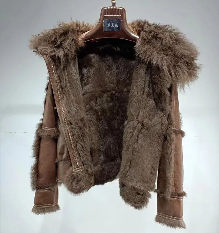 2024 Autumn Short Style Women Sheepskin Jacket Tanned Suede With 100%Natural Rabbit Ing Fashion Fur Coat