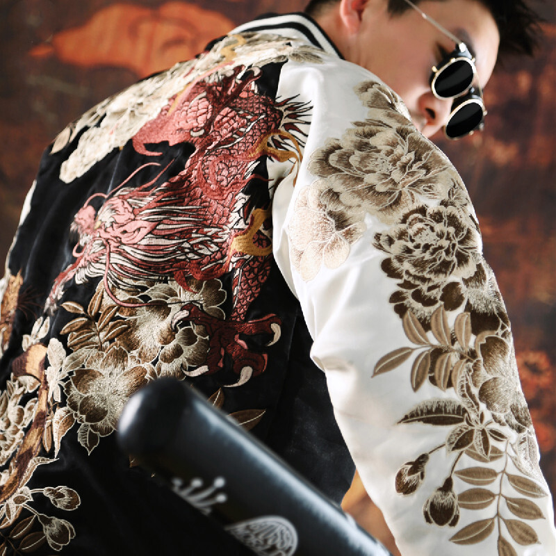 New 2024 Hot Style Men Boys Modified Liquid Light Tion Coats Dragon Tiger Reversible Baseball Sukan Souvenir Jackets