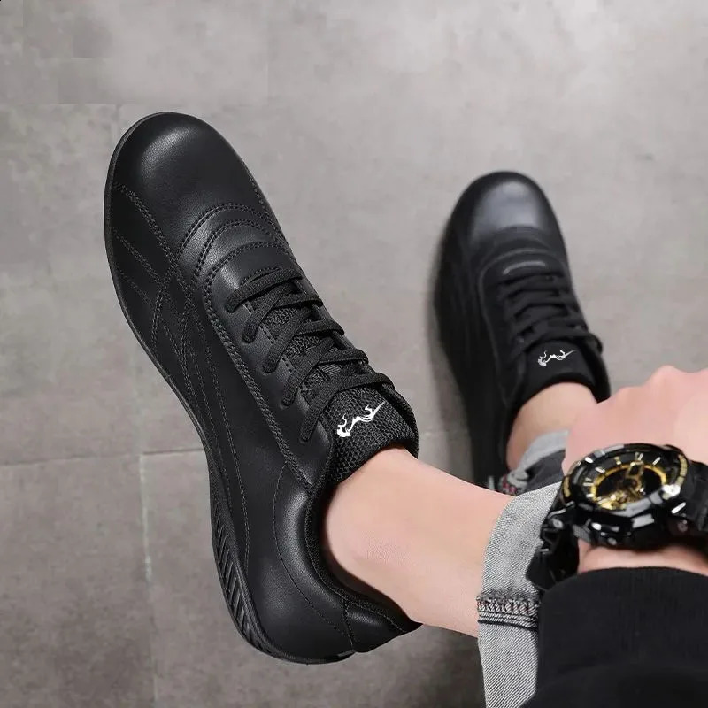 Men Shoes Casual Leather Flats for Man Breathable Daily Walking Sneakers Driving Moccasin Non Slip Formal Leisure Shoes 240909
