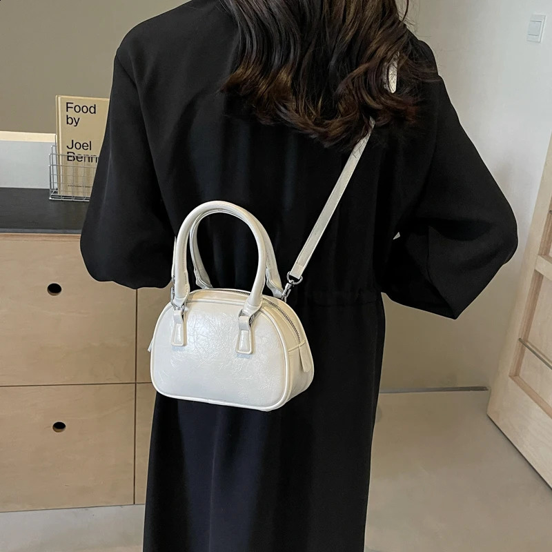 LEFTSIDE Silver Crossbody Bags for Women 2024 Korean Fashion Y2K Small Purse PU Leather Female Underarm Bag Handbags 240914