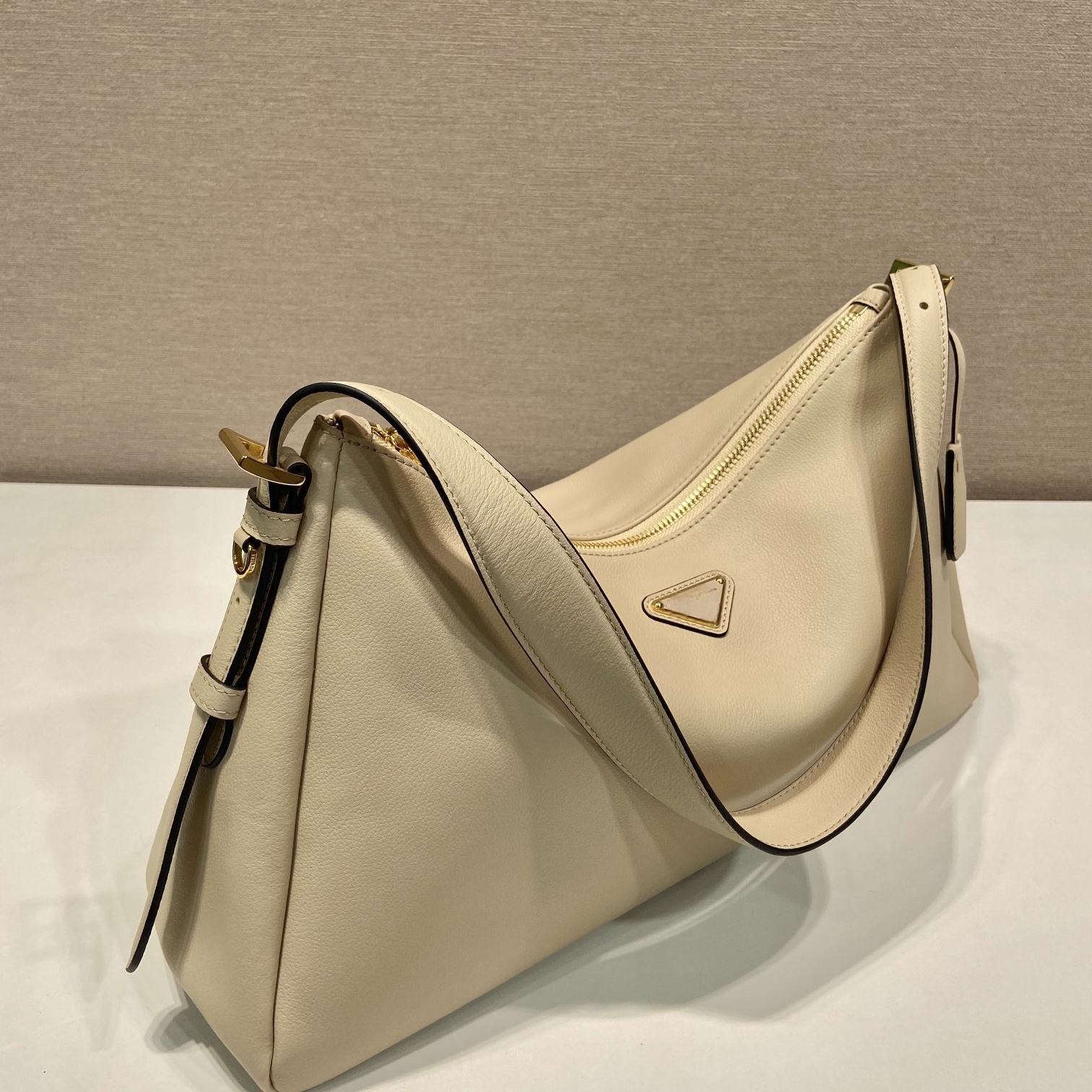 Shoulder Bags Mirror Quality Designer Womens Shoulder Bag large crossbody bag Totes Bag Leather Vintage AimEe large leather shoulder bag Hobo bags 24