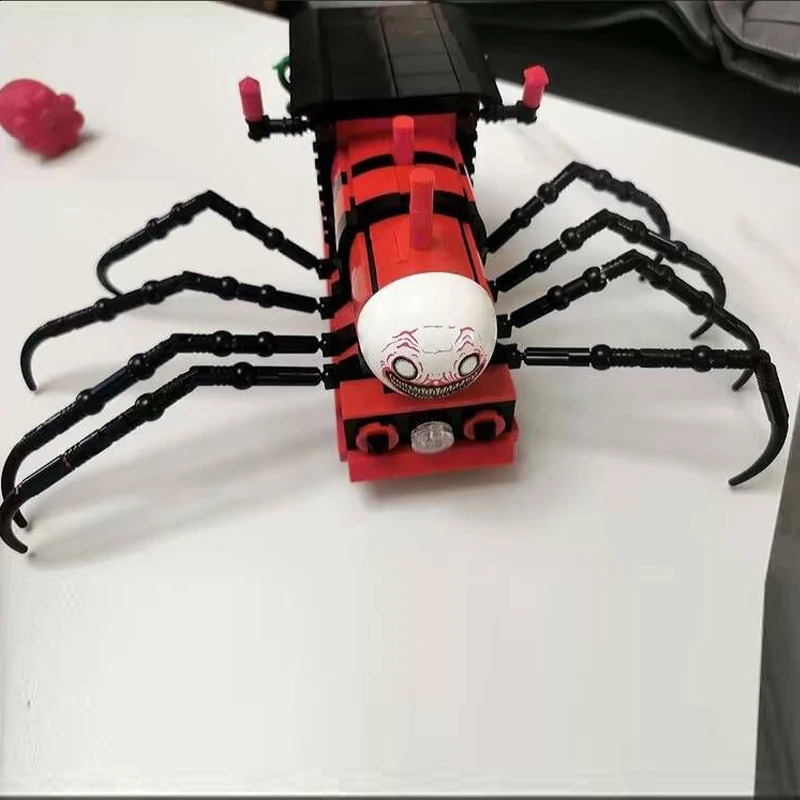 649 Spider Monster Train Charles Toy Car Models MOC Adult Building Blocks DIV Halloween Educational Toy Gifts 240911