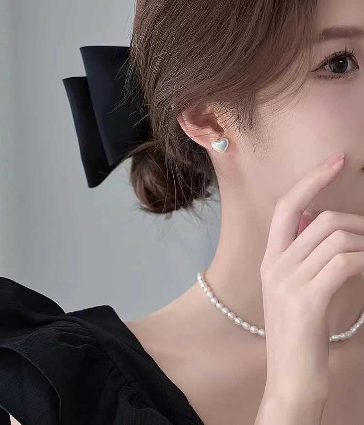 Small Colorful Imitation Pearl Heart Stud Earring for Women Elegant Romantic Temperament Jewelry Accessories Wedding Girl GiftX241023