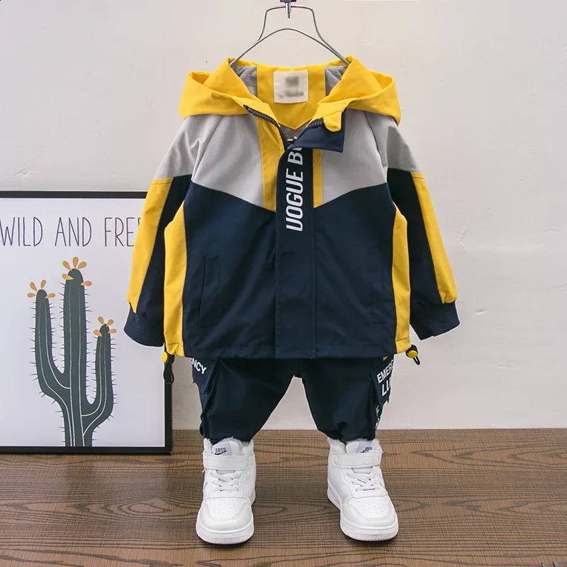 Boys Clothes Sets Windbreaker Sports Suit Childrens Jacket Boys Kids 240913