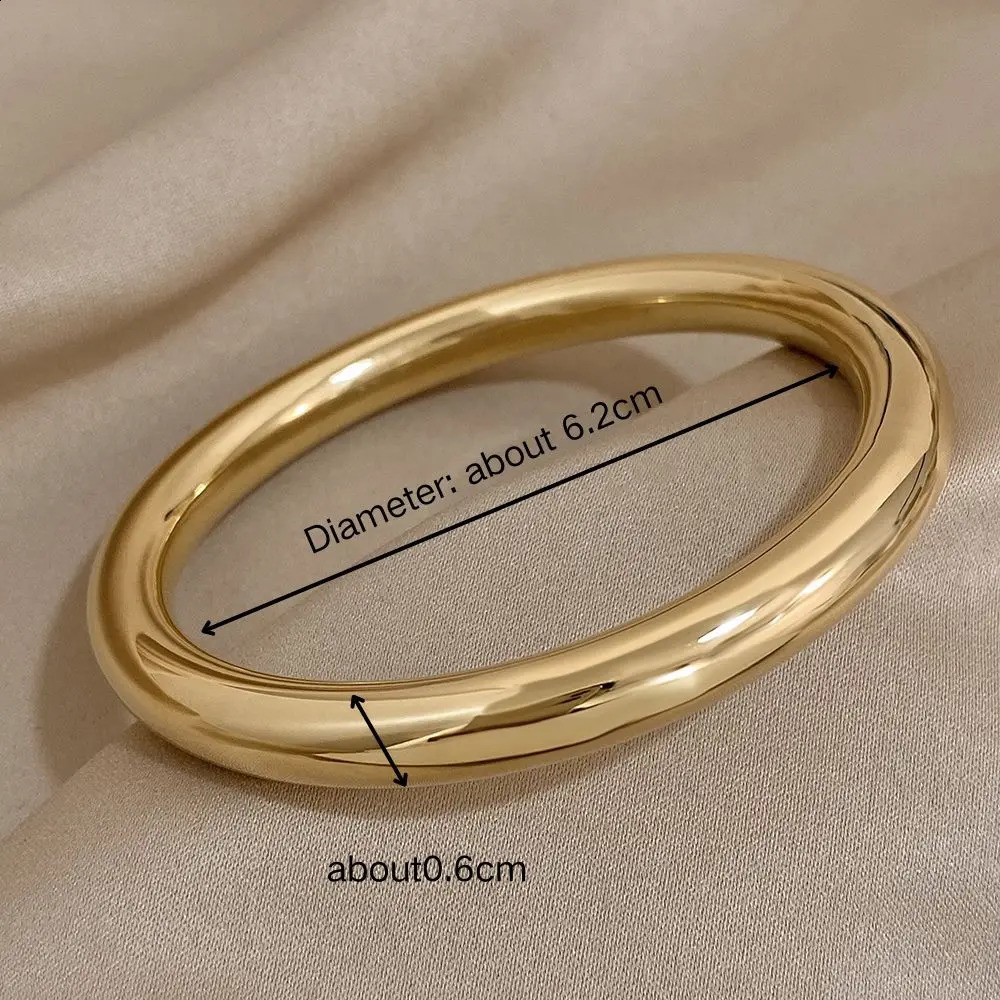 Glossy Solid Color Thick Bracelet Stainless Steel Bangle for Women Cuff Wirstband Smooth Waterproof Charm Bracelets Jewelry Gift 240914