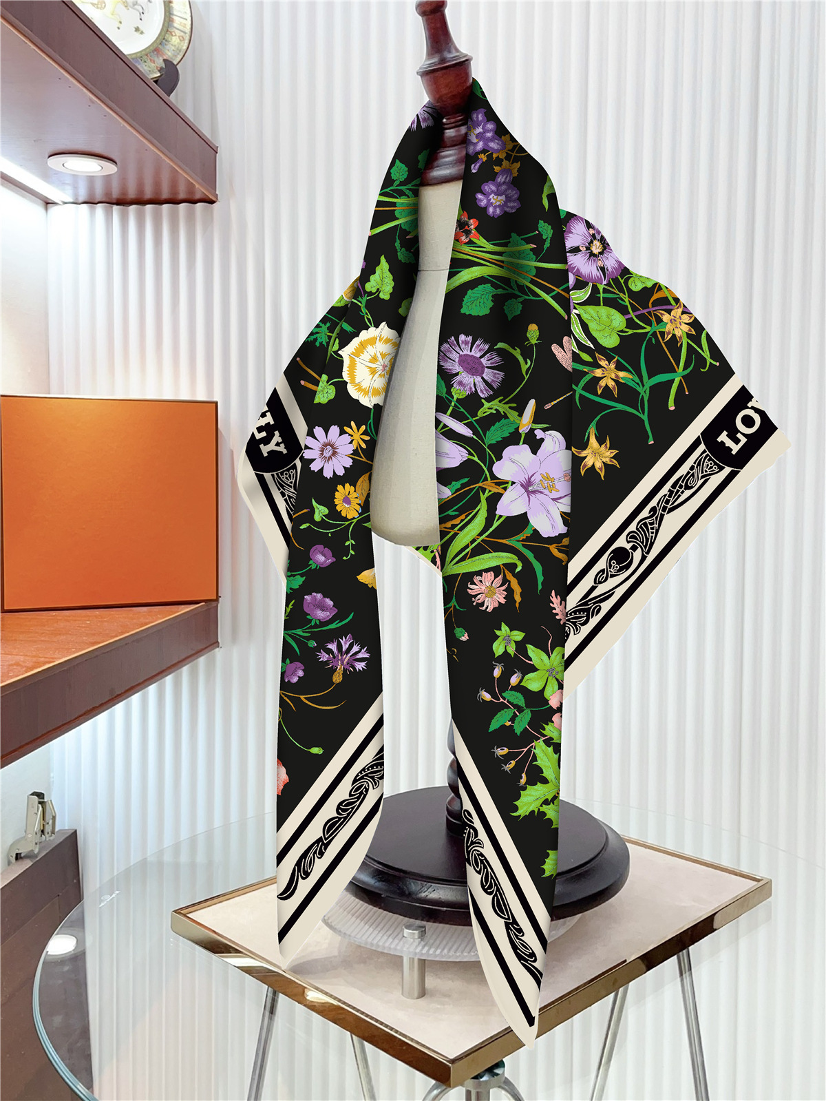 Square Twill Silk Scarf 90CM Head Hair Scarves Shawls Bag Bandanas Summer Beach Decoration Female Foulard Spring Accessories Valentines Day Christmas 