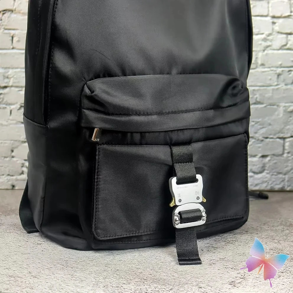 All Seasons 1017 ALYX 9SM Backpack New Mens and Womens Black Outdoor Travel Metal Sleeve Zipper Open Nylon Bag 240913