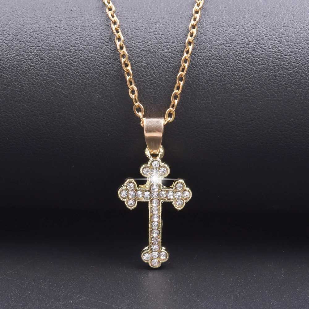 Cross Charm Necklace Crystal Pendant Necklace Womens Accessories Water Diamond Christ Cross Necklace Gift Fashion Jewelry W240918