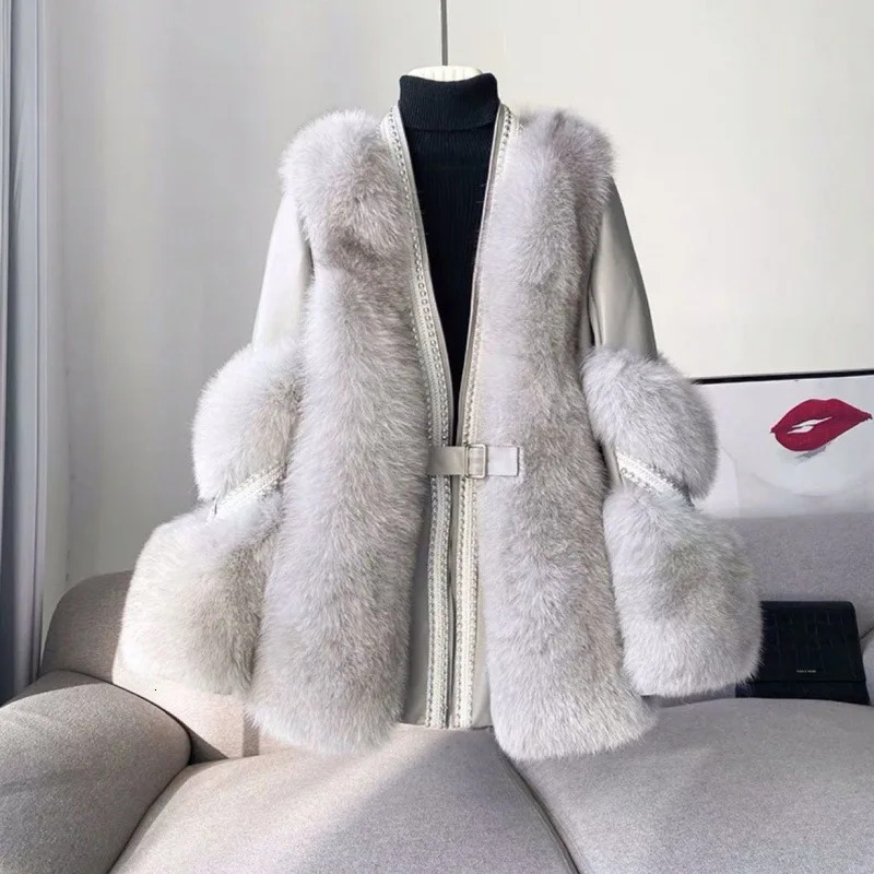 Winter outerwear designer women's fur coat fashion luxury design long sleeve jacket zipper show youthful temperament women outdoor casual outerwe