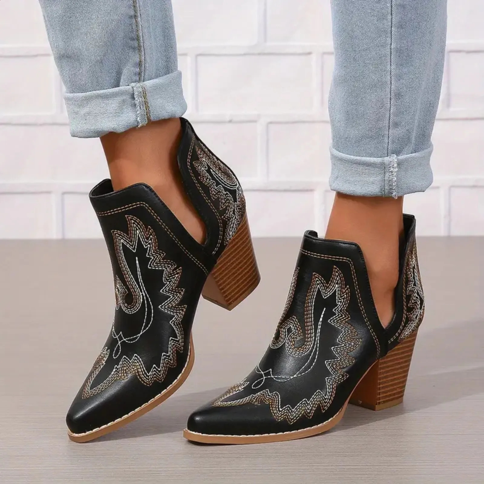 Autumn thick toe denim boots for women sliding Western ankle boots fashionable round toe ankle boots winter elastic black 240914