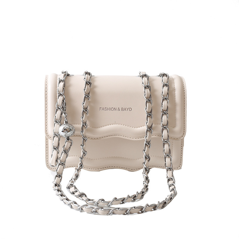 Chain Small Square Bag 2025 New Solid Color Simple Fashion Designer Bag Multi Functional Exquisite Chain Single Shoulder Western Crossbody Bag Dumplin