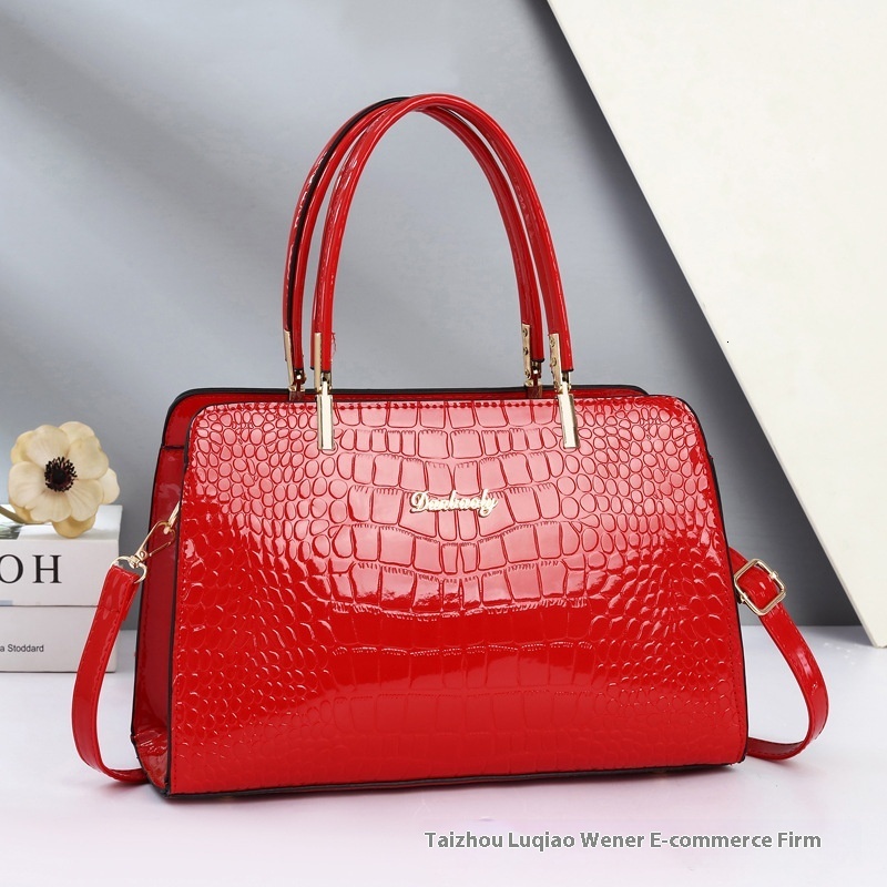 DHGM Women's Bag 2023 Autumn/Winter New Crocodile Emed Large designer bag Capacity Single Shoulder Diagonal Straddle Handbag