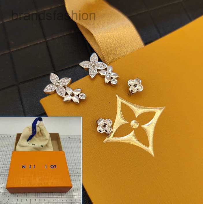 2025 Designer Earrings Gold-plated Silver Plated Earrings Brand with Clover Style Design Romantic Love Gift High-quality Small Jewelry Earring Box