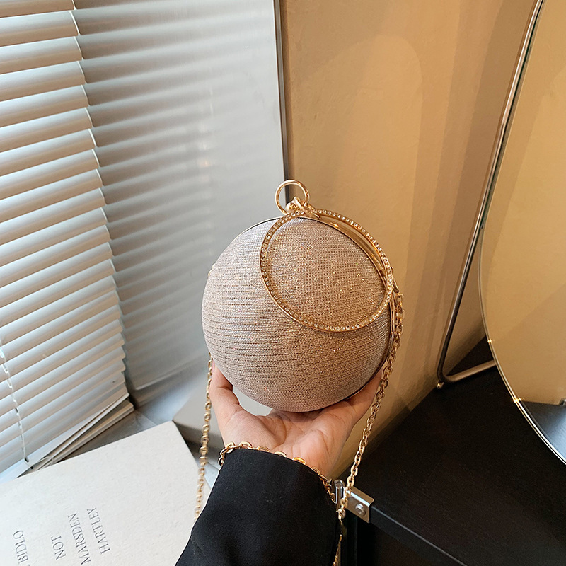 New Shoulder Personalized Design Spherical Bag 2025 Fashionable Handheld Small Round Stylish And Beautiful Crossbody Bag For Women's Mouth Red En