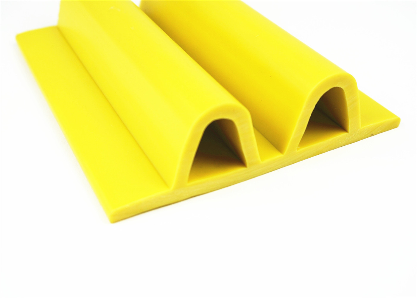 Wharf ship large fender anti-shock strip anti-collision sealing strip edge strip wear resistance