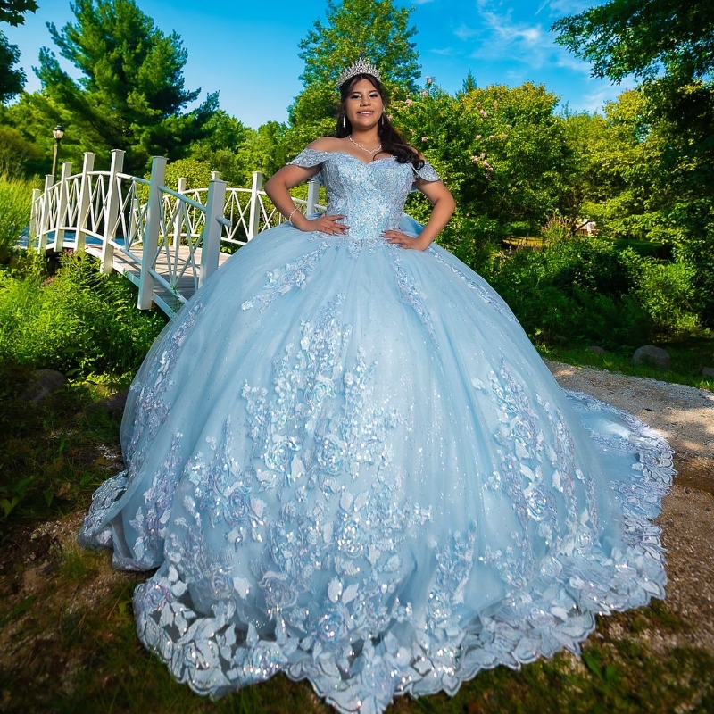 Sky Blue Quinceanera Dresses Ball Gown Off The Shoulder Applique Lace Beading Bow Tull Corset Sweet 16 Dress Vestido De 15 Anos