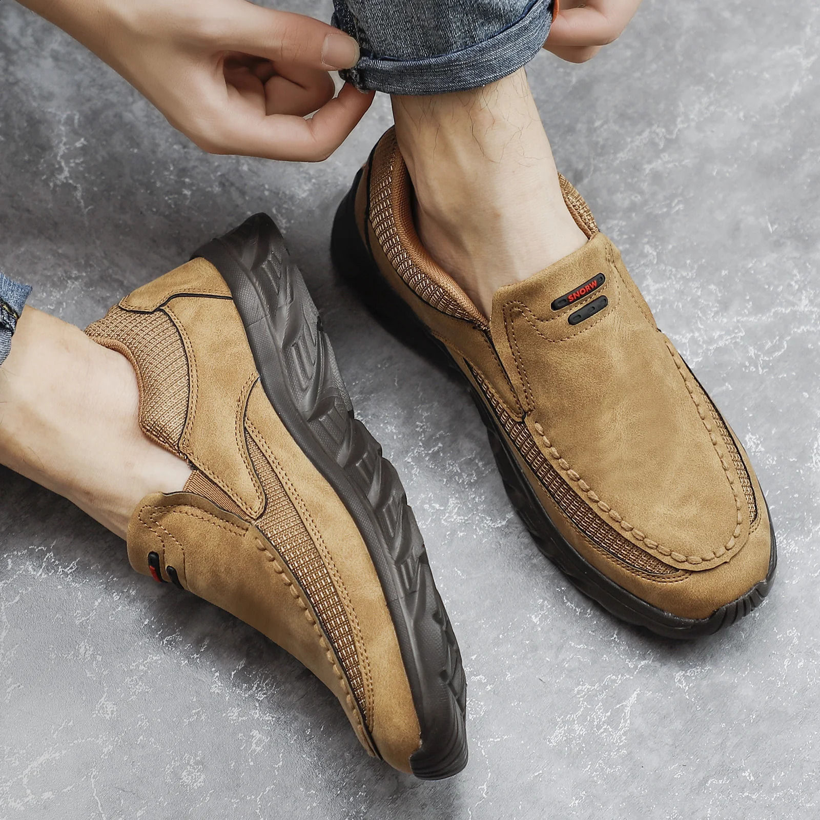 Men Loafers Slip on Casual Shoes for Men Comfortable Walking Sneakers Male Business Shoe Driving Footwear 240909