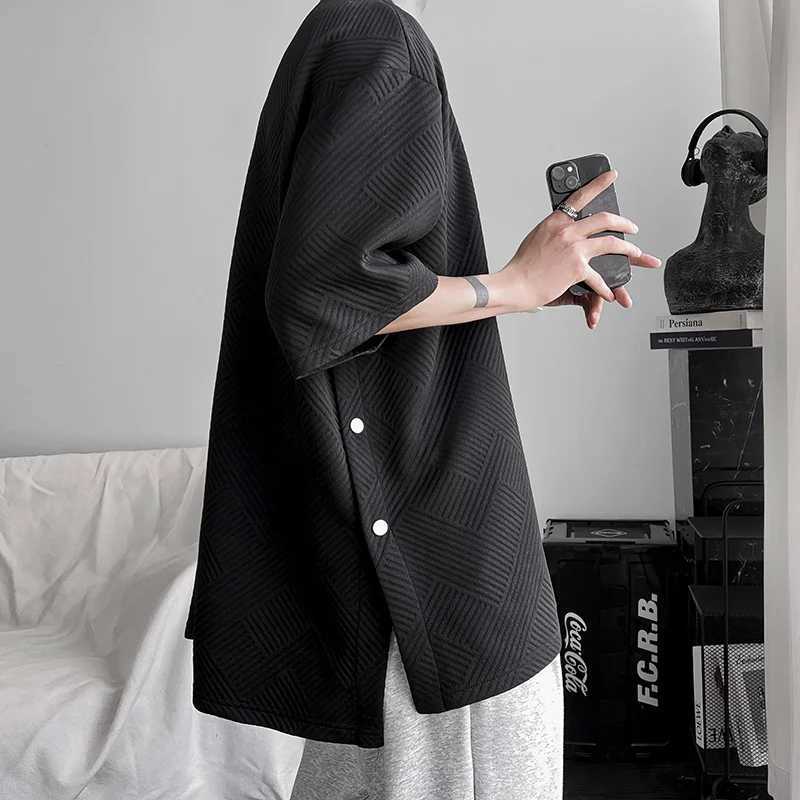 Summer Short Sleeve T-shirt Men Fashion 3 Colors Oversized T Shirt Men Streetwear Korean Loose Hip Hop O-Neck Tshirt Mens Top Z240919