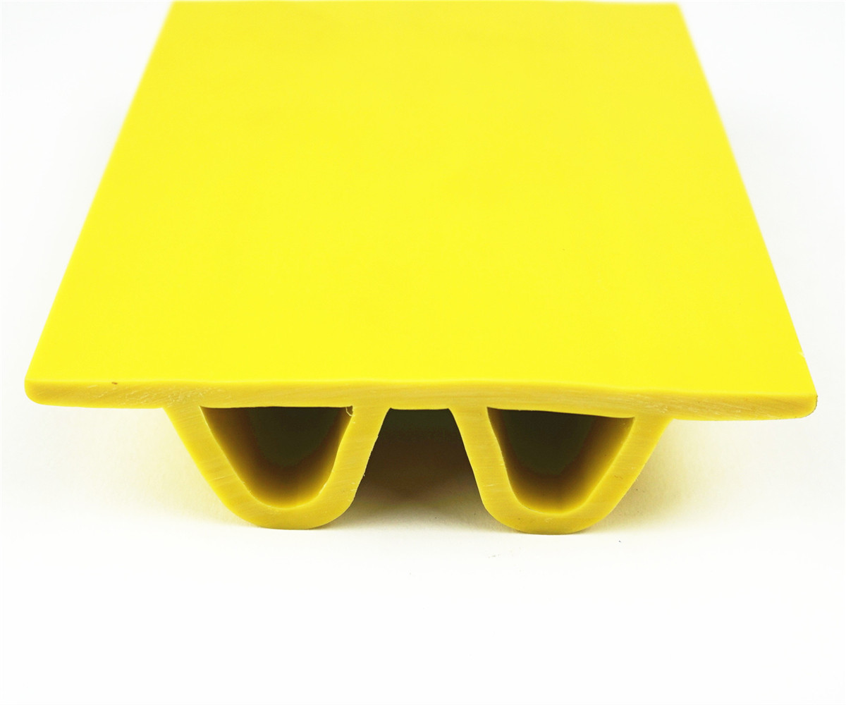 Wharf ship large fender anti-shock strip anti-collision sealing strip edge strip wear resistance