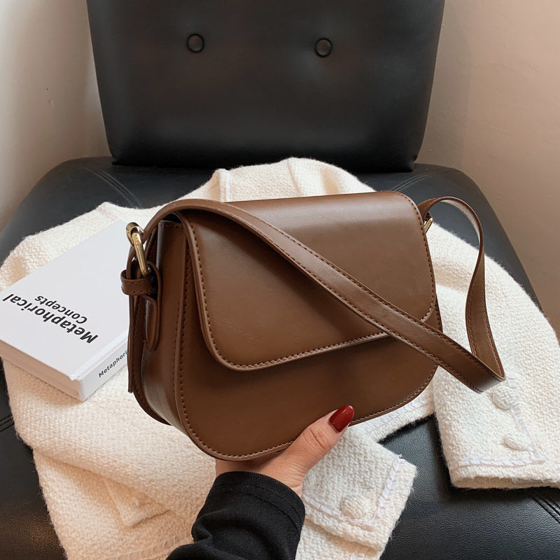 new popular handbag for women, fashionable diagonal cross westernized and versatile shoulder bag, internet famous texture small square bag