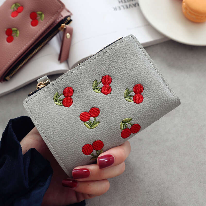 Designer Wallet Purse Card Holder Women's Vertical Buckle Wallet Cherry Embroidered Short Trend Small Wallets 2023 New Student Simple Wallet Wome