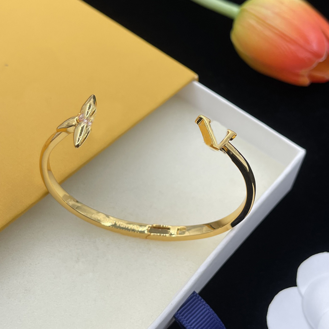 Diamond Bracelet Designer Gold for Women Luxury Jewelry Open Cuff Silver Love Womens Bangles plated 18K gold jewelry gift