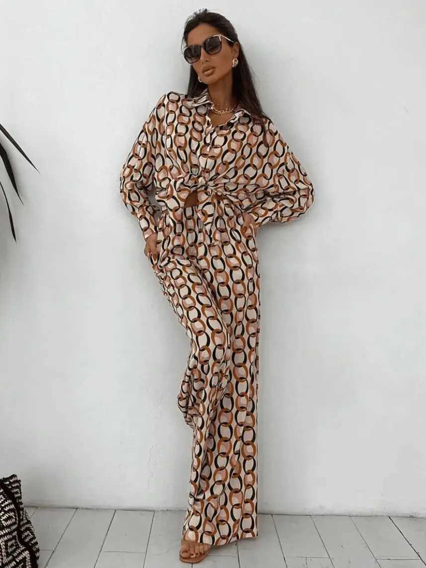 Womens Pajama Set Printed Spring and Autumn Long Sleeve Womens Pajama 2-piece with Pants Single Chest Fashionable Womens Clothing W240919
