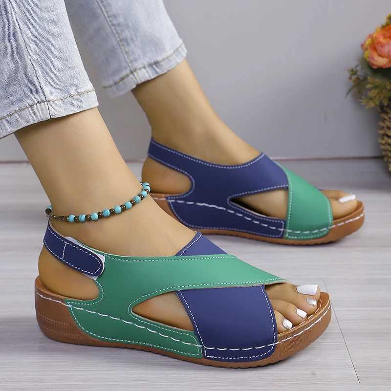 Women Platform Sandals Summer 2024 New Mixed Color Sandals Designer Shoes for Women Casual Beach Sandals Womens Sandals Z250617