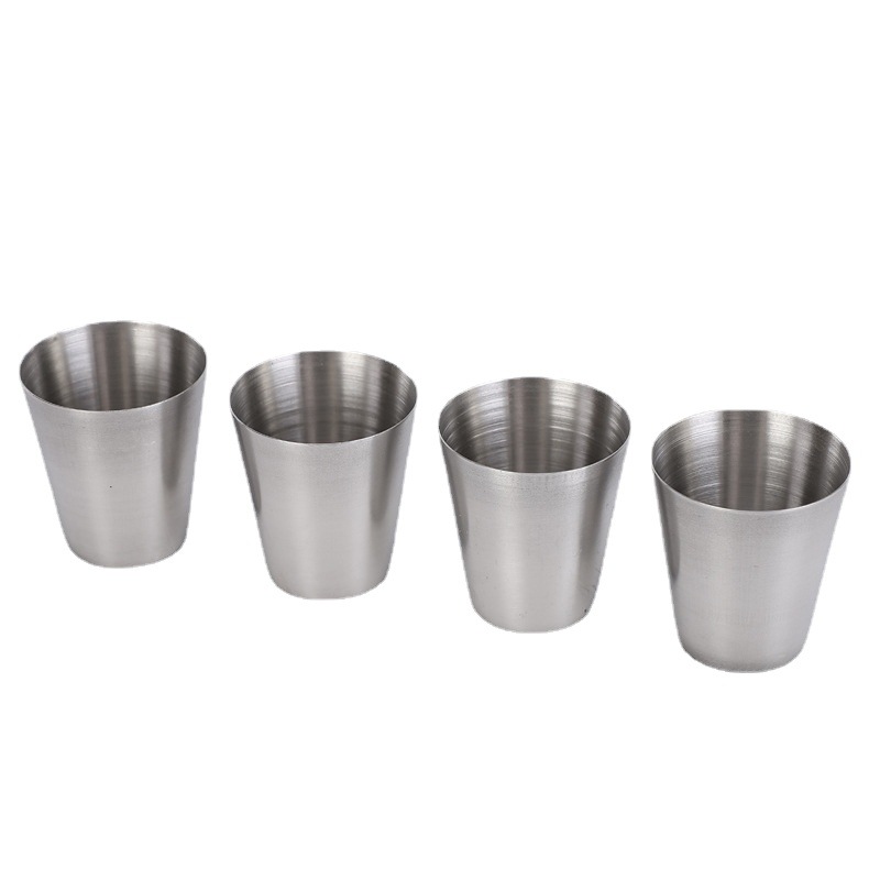 Supply 30ml wine cup+stainless steel wine cup cover, convenient cold drink cup, single-layer Baijiu cup