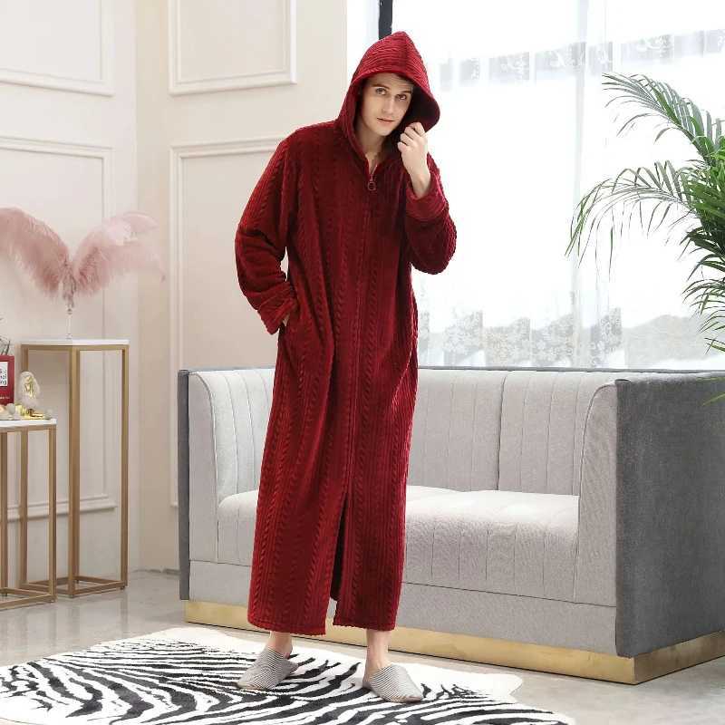 Popular Mens Plus Fat and Oversized Home Clothes Winter Flannel Pajamas Zipper Bathrobe Warm Pajamas Solid Color Long Pajamas Y240919