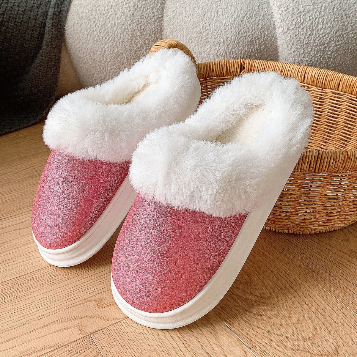 Women's Cozy Winter Slippers: Warm, Anti-Slip, Comfort at Home, Available in Three Colors 9fb1