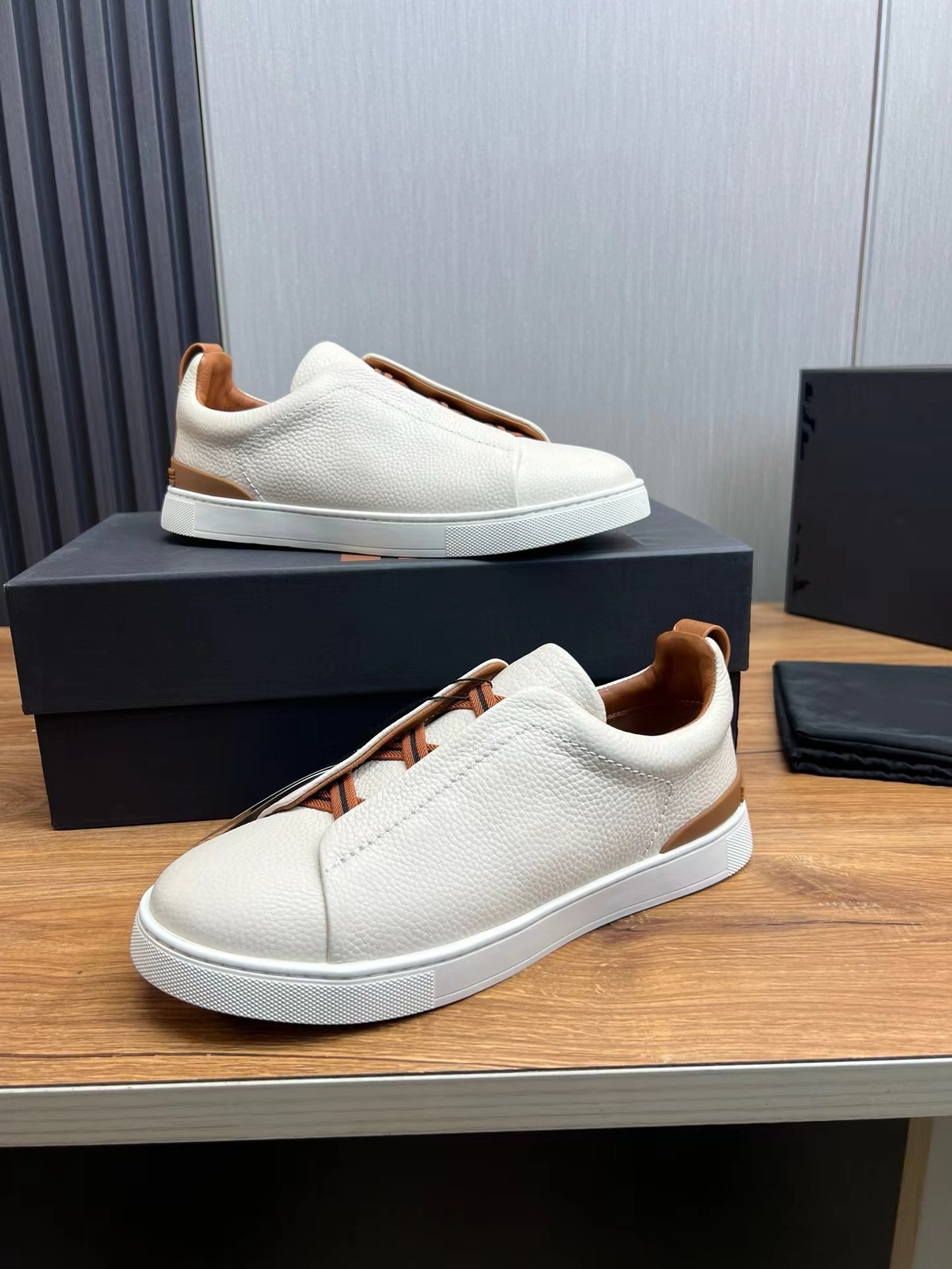 Trendy, Durable Men Crossed Sneakers Shoes Elasticized Straps Casual Flats Calf Leather & Suede Trainers Comfort Skateboard Walking With Box38-46