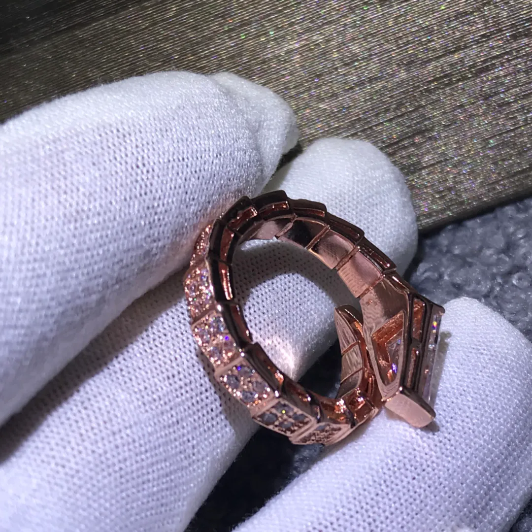 Designer Luxury Classic Nail Titanium Steel Alloy Plated Diamond Snake Gift Love Ring for Men Women Gold Tone Textured Statement Jewelry