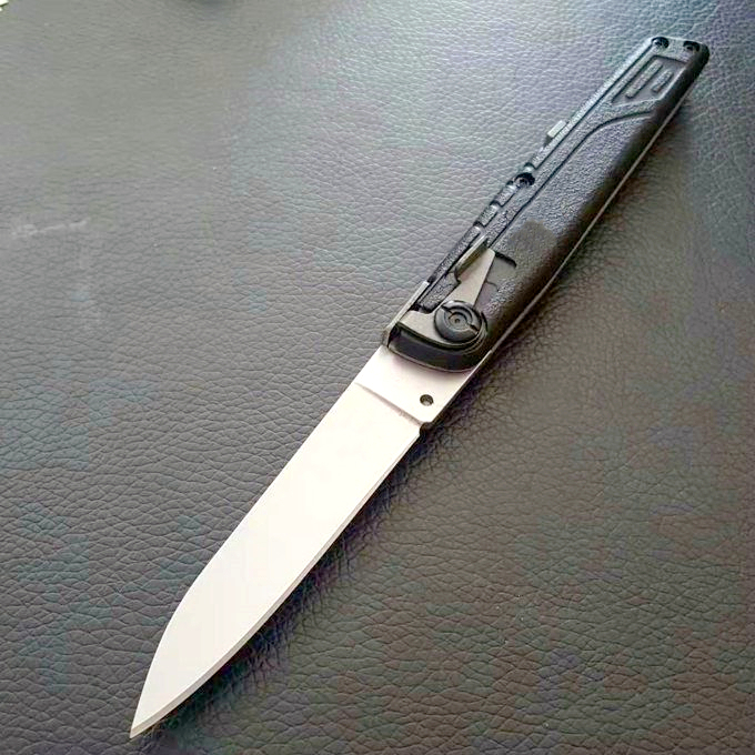 Tactical Folding Knife with 440C Stainless Steel Blade - Durable Nylon & Fibreglass Handle for Outdoor Use