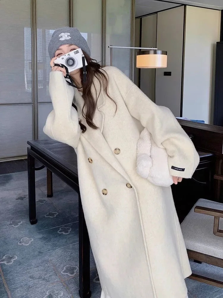 Fashionable loose wheat colored wool womens jacket autumnwinter coat Korean fashion long sleeved 240918
