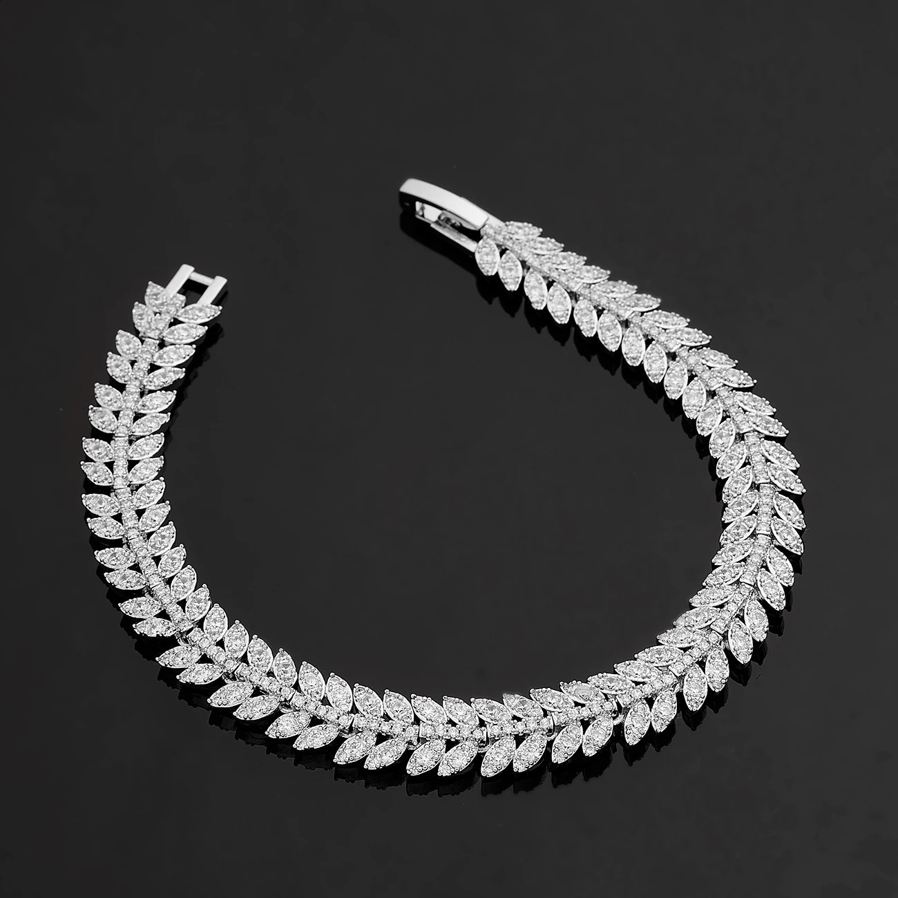 Fashionable gold-plated Dubai jewelry set womens party gift simple UAE wedding bride 4PCS jewelry cubic zirconia 240919