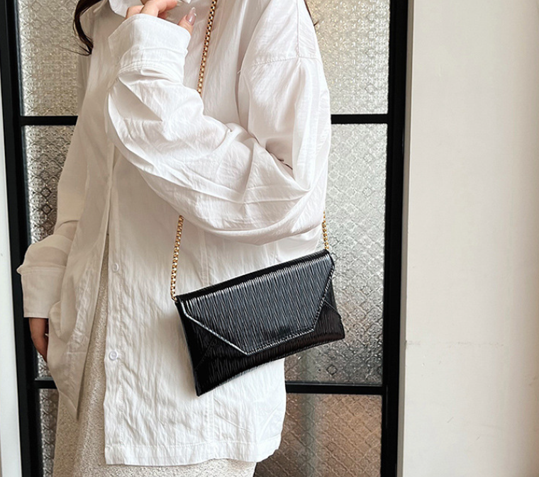 Chic Shoulder Crossbody Bag Versatile Square Purse with Trendy Chains 2024 Colors | Free Shipping 2440