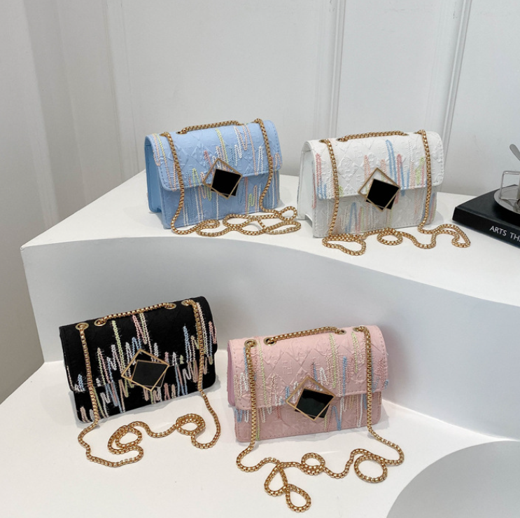 2025 Designer Women Shoulder 3 Trendy Crossbody Bag Versatile Fashion Chain Design France Gentle Style Free shipping