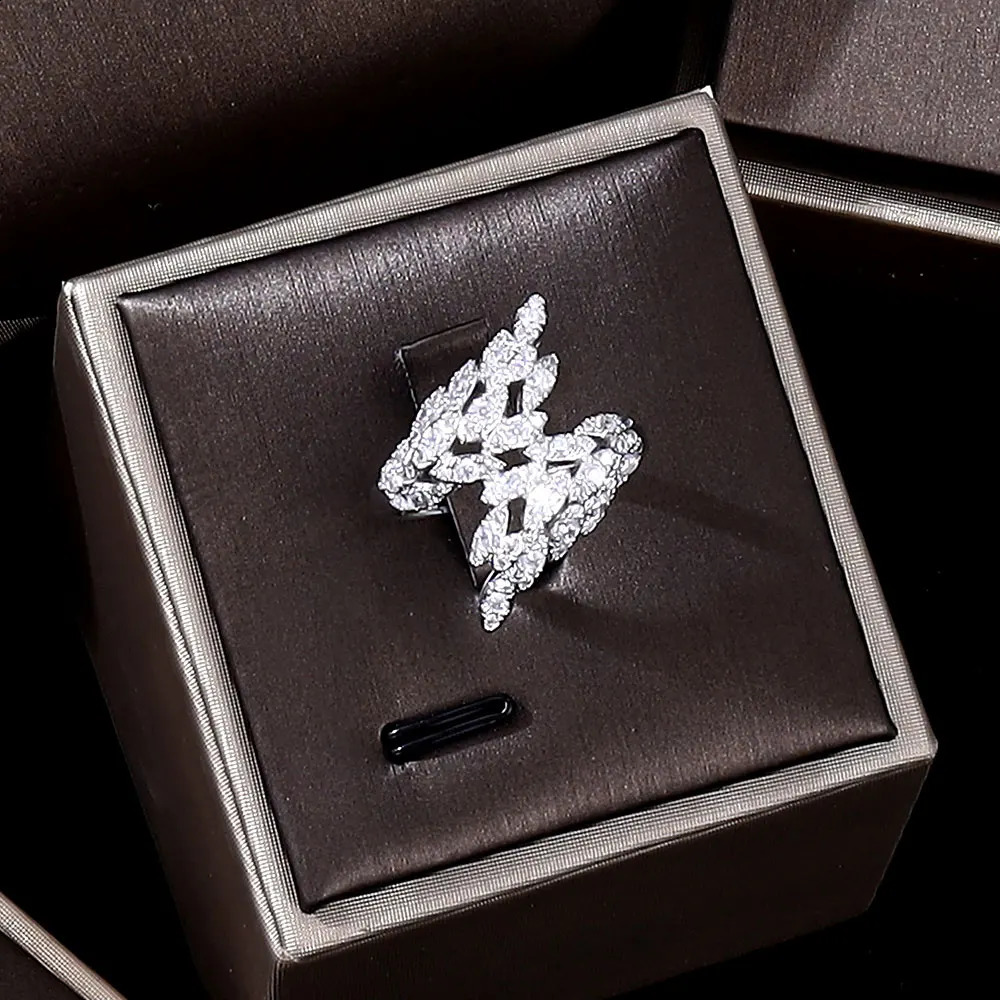 2024 Cube Zirconia Necklace Earrings Womens CZ Light Drop Wedding Jewelry Set 241007 Z260313