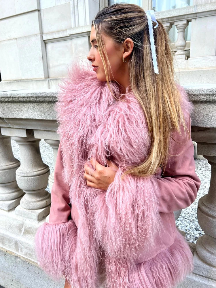RR2814 Faux Mongolian Fur Trim Coats Women Fully Cotton Lined Suede Maxi Winter Jackets Warm Faux Fur Short Coats Hook Closure 240919